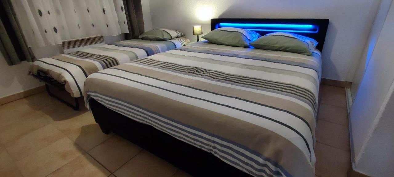 Appartement Face A La Gare Annemasse Luaran gambar